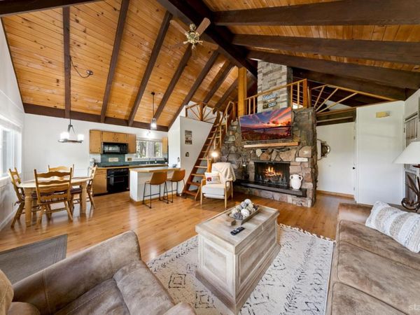 1492 Mount Rainier Drive, South Lake Tahoe, CA 96150