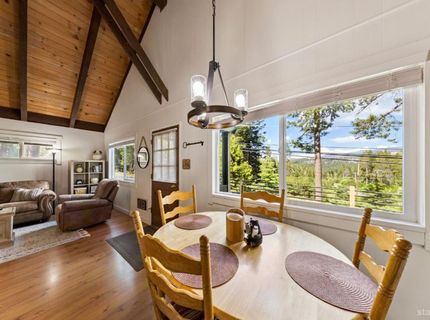 1492 Mount Rainier Drive, South Lake Tahoe, CA 96150 Photo