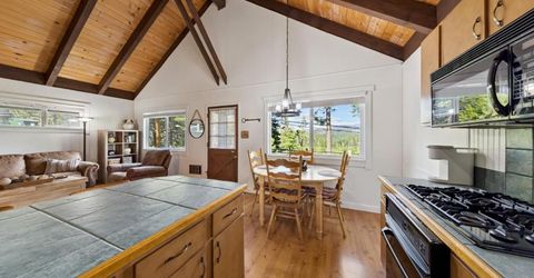 1492 Mount Rainier Drive, South Lake Tahoe, CA 96150 Photo