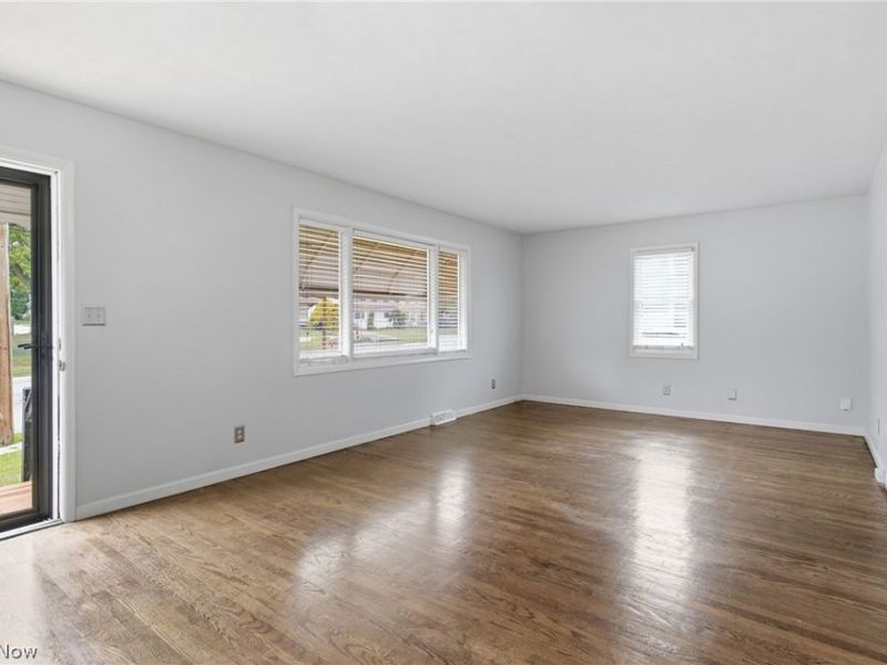 2849 Hudson Drive, Cuyahoga Falls, OH 44221 Photo 10