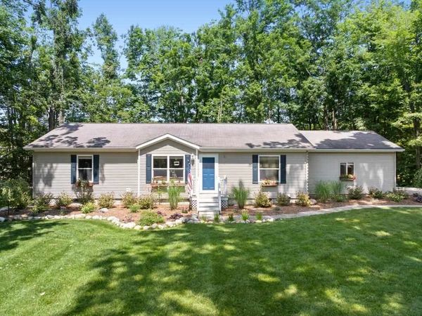 5295 Old Stagecoach Drive, Alanson, MI 49706