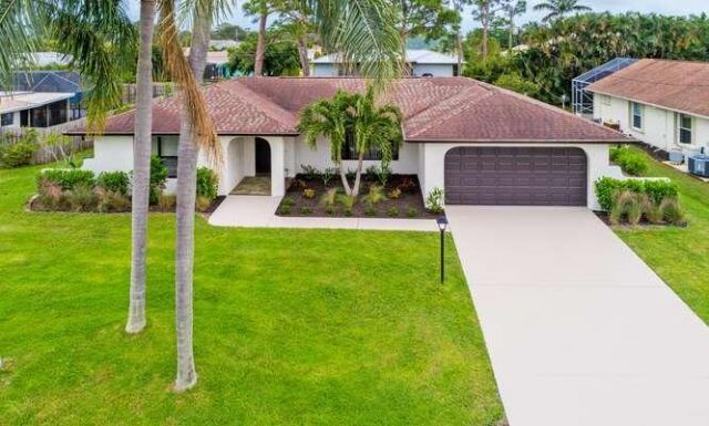 2413 SE Wishbone Road, Port Saint Lucie, FL 34952 Photo
