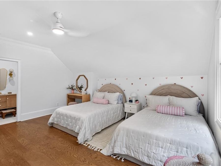 Property Image 80