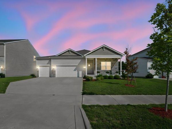 443 Madison Way , Plain City, OH 43064