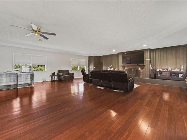 9205 Hopewell National Road , Hopewell, OH 43746