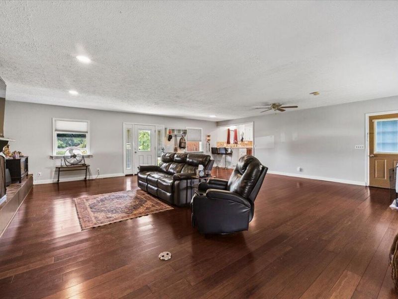 9205 Hopewell National Road , Hopewell, OH 43746 Photo 18