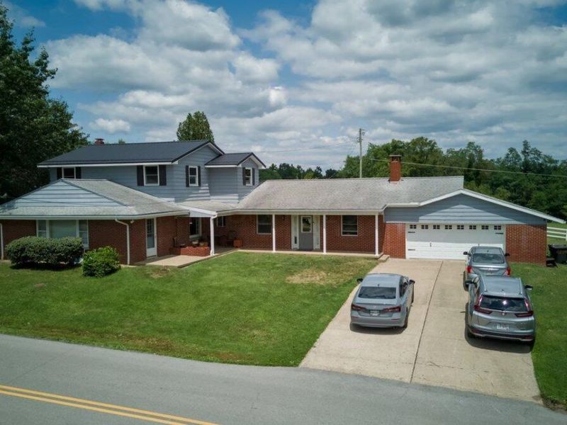 9205 Hopewell National Road , Hopewell, OH 43746 Photo 2