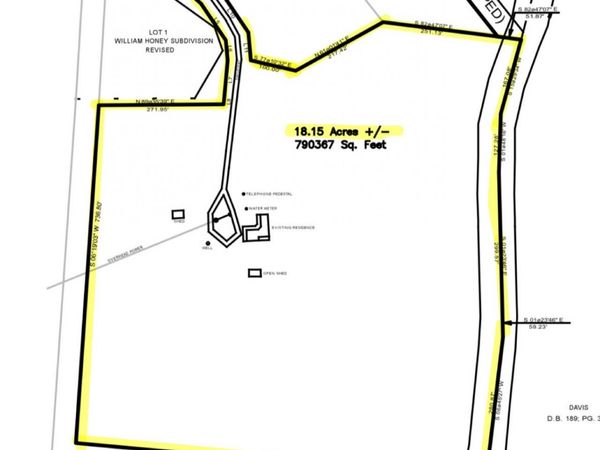 300 Davis Ln, Unionville, TN 37180