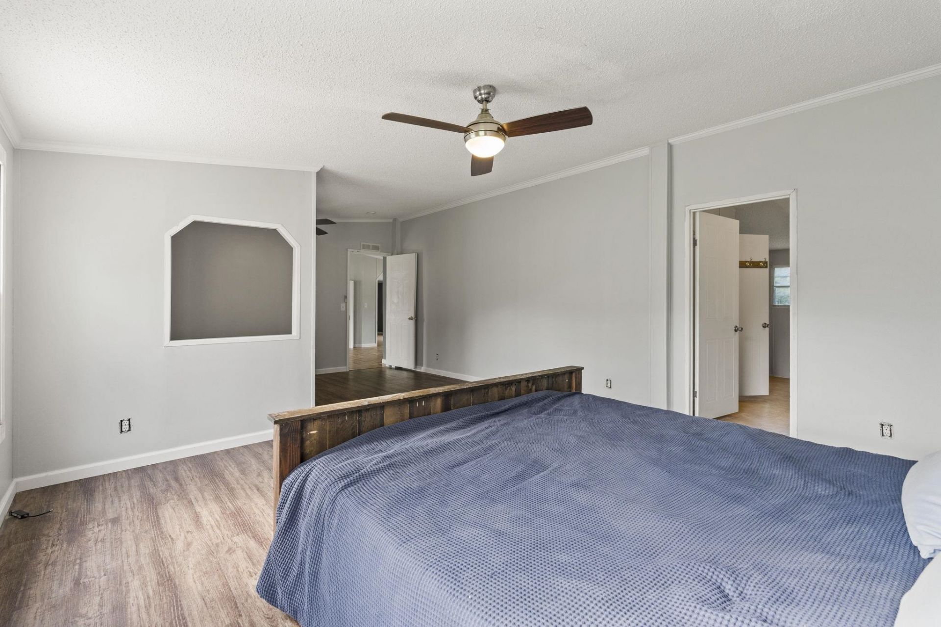 524 Alton Rd.  Photo 21