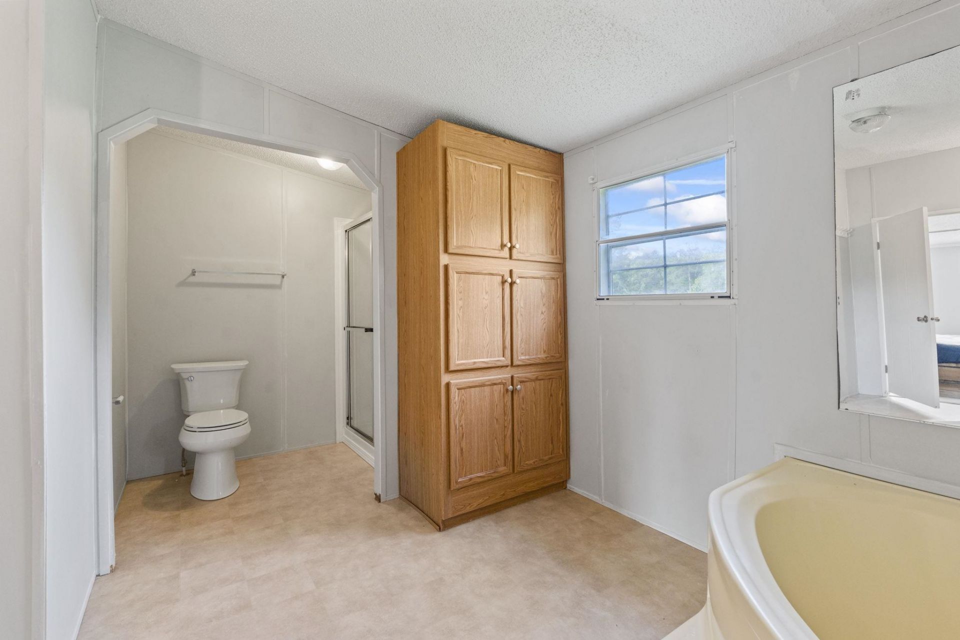 524 Alton Rd.  Photo 26