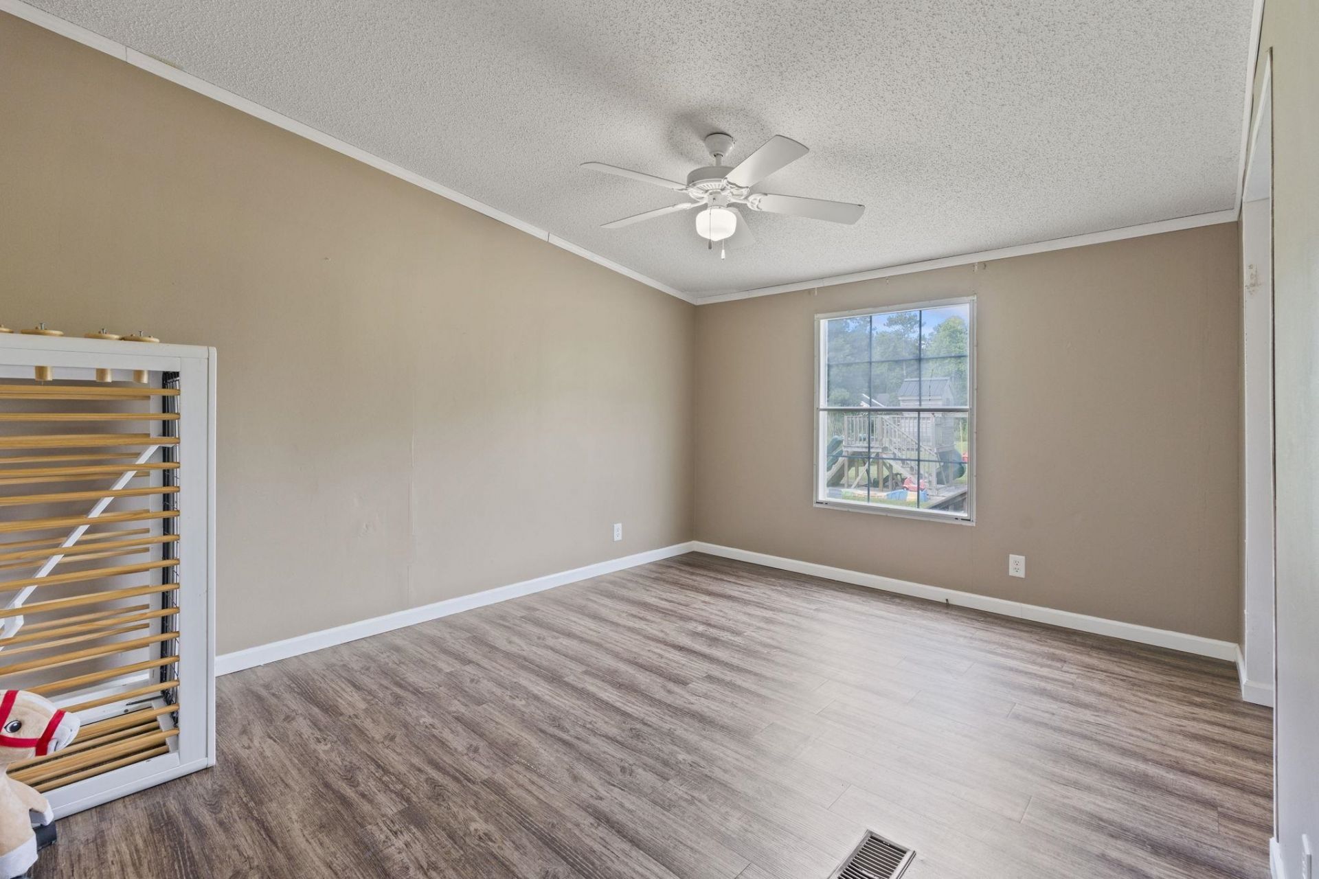 524 Alton Rd.  Photo 29