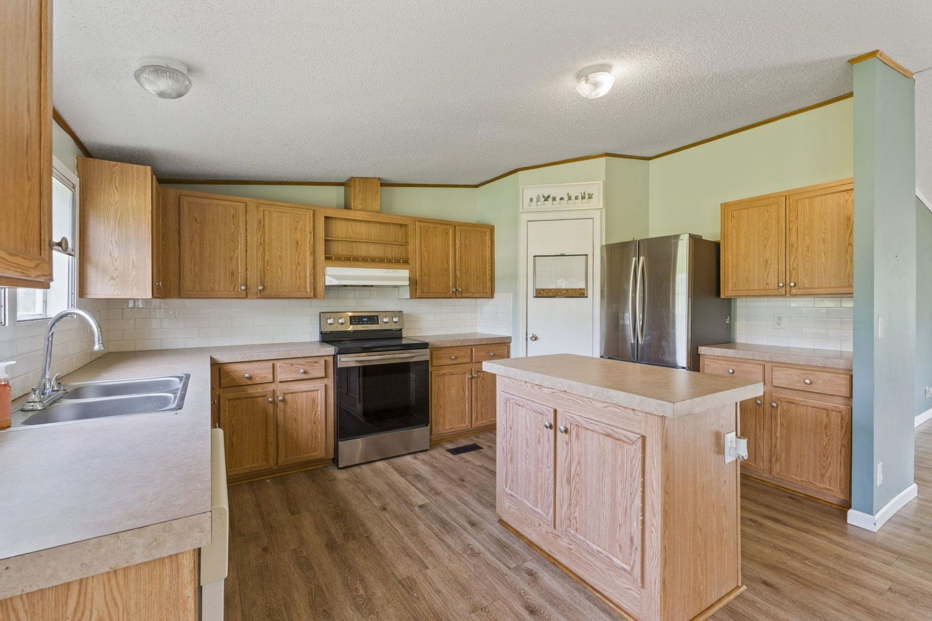 524 Alton Rd.  Photo 7