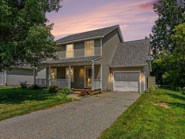 809 Brower Road, Fowlerville, MI 48836