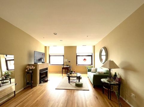 Main Photo