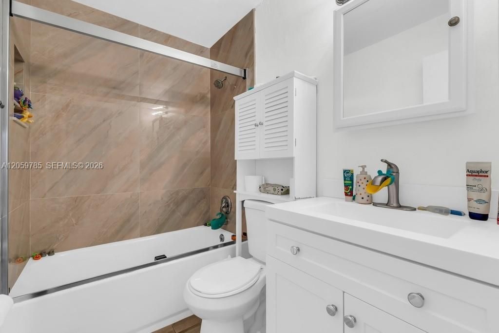 200 SW 16 Street , Pompano Beach, FL 33060 Photo