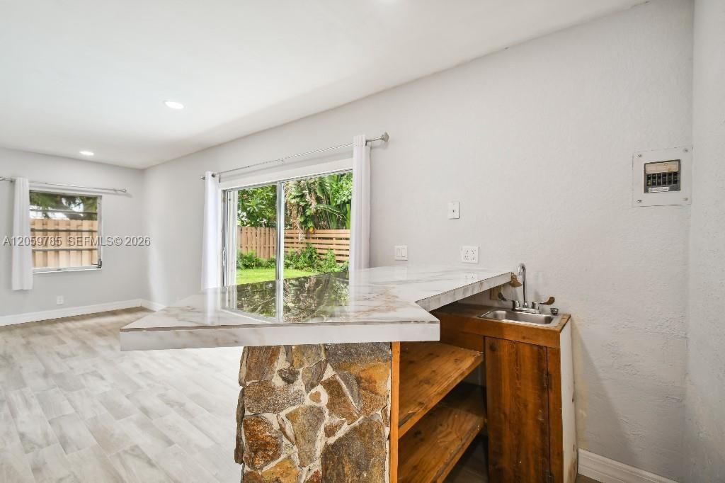 200 SW 16 Street , Pompano Beach, FL 33060 Photo