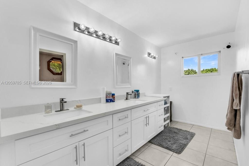 200 SW 16 Street , Pompano Beach, FL 33060 Photo