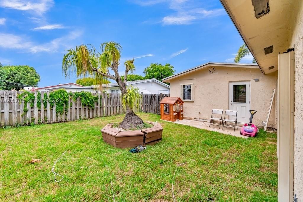 200 SW 16 Street , Pompano Beach, FL 33060 Photo