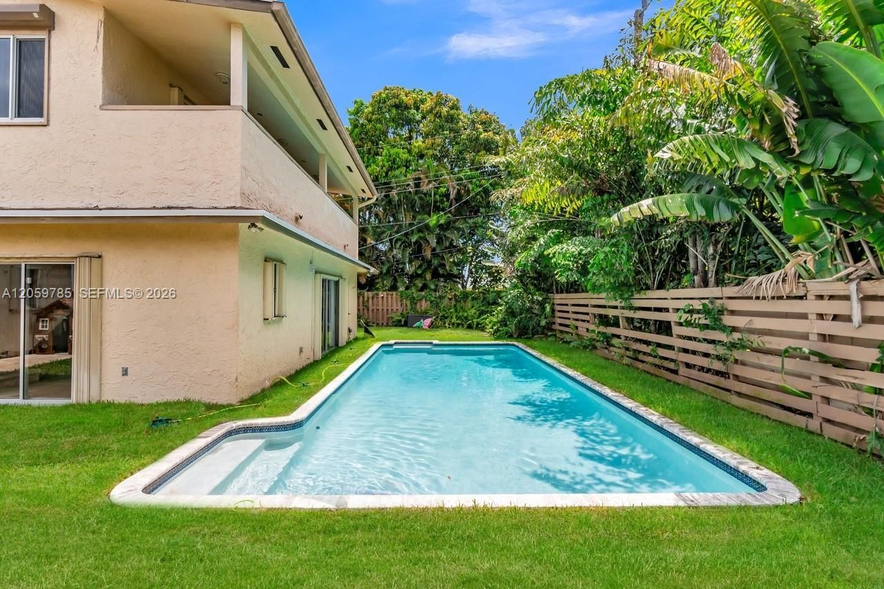 200 SW 16 Street , Pompano Beach, FL 33060 Photo