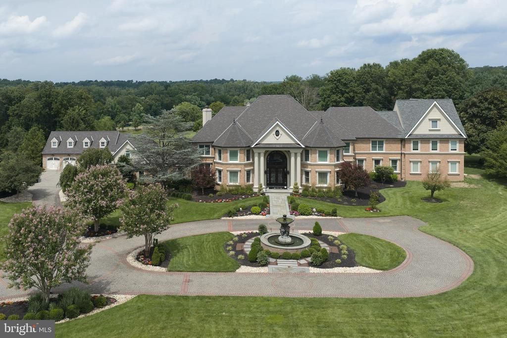 1265 GRENOBLE ROAD, IVYLAND, PA 18974