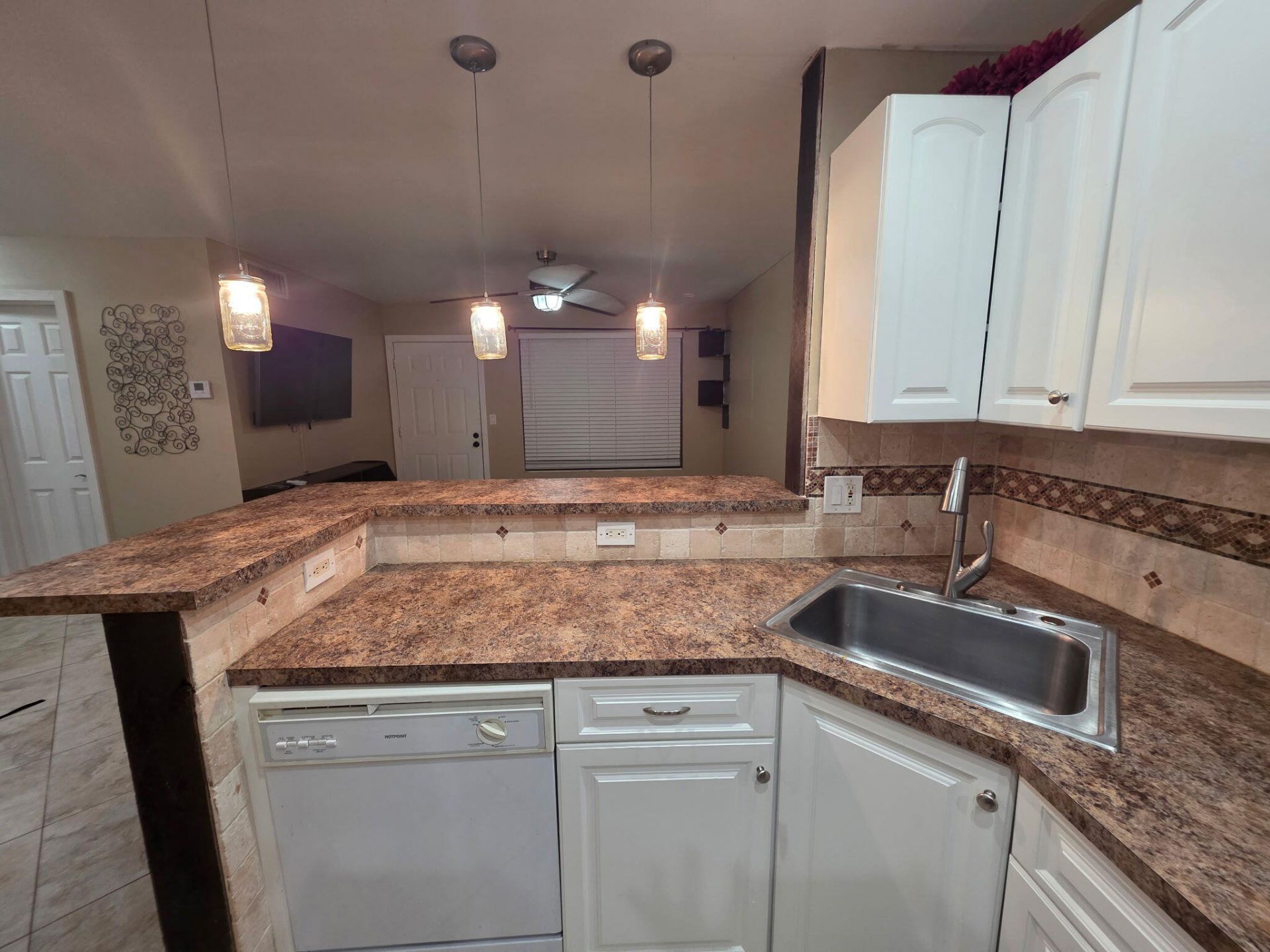 10046 Winding Lake Road, Unit 202, Sunrise, FL 33351 Photo