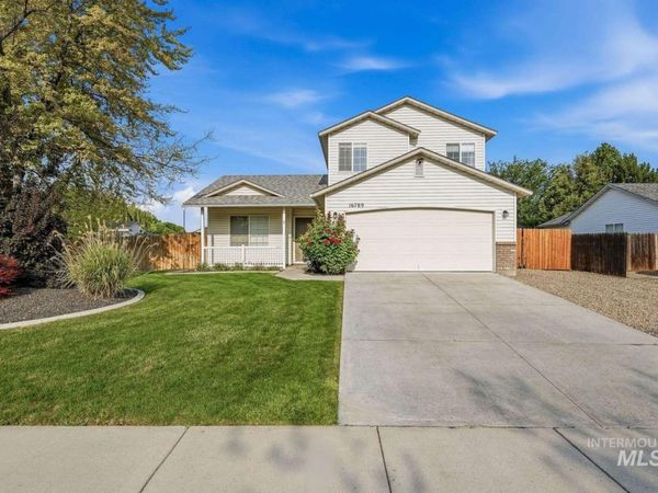 16789 N Wentworth Ln, Nampa, ID 83687