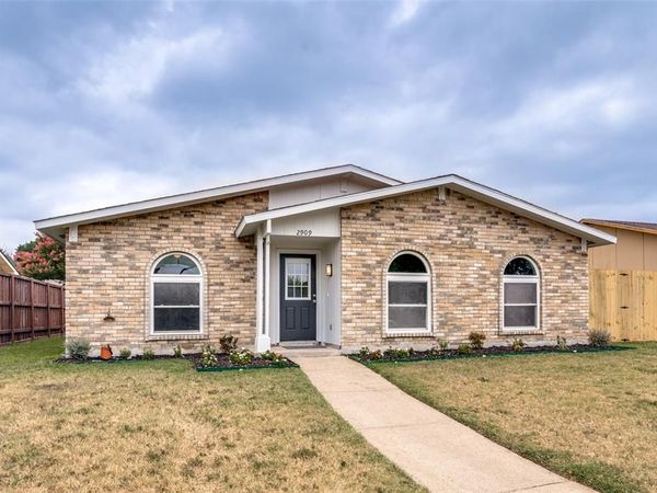2909 Flagstone Drive , Garland, TX 75044