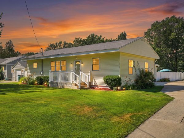 1134 Airport Road, Muskegon, MI 49441