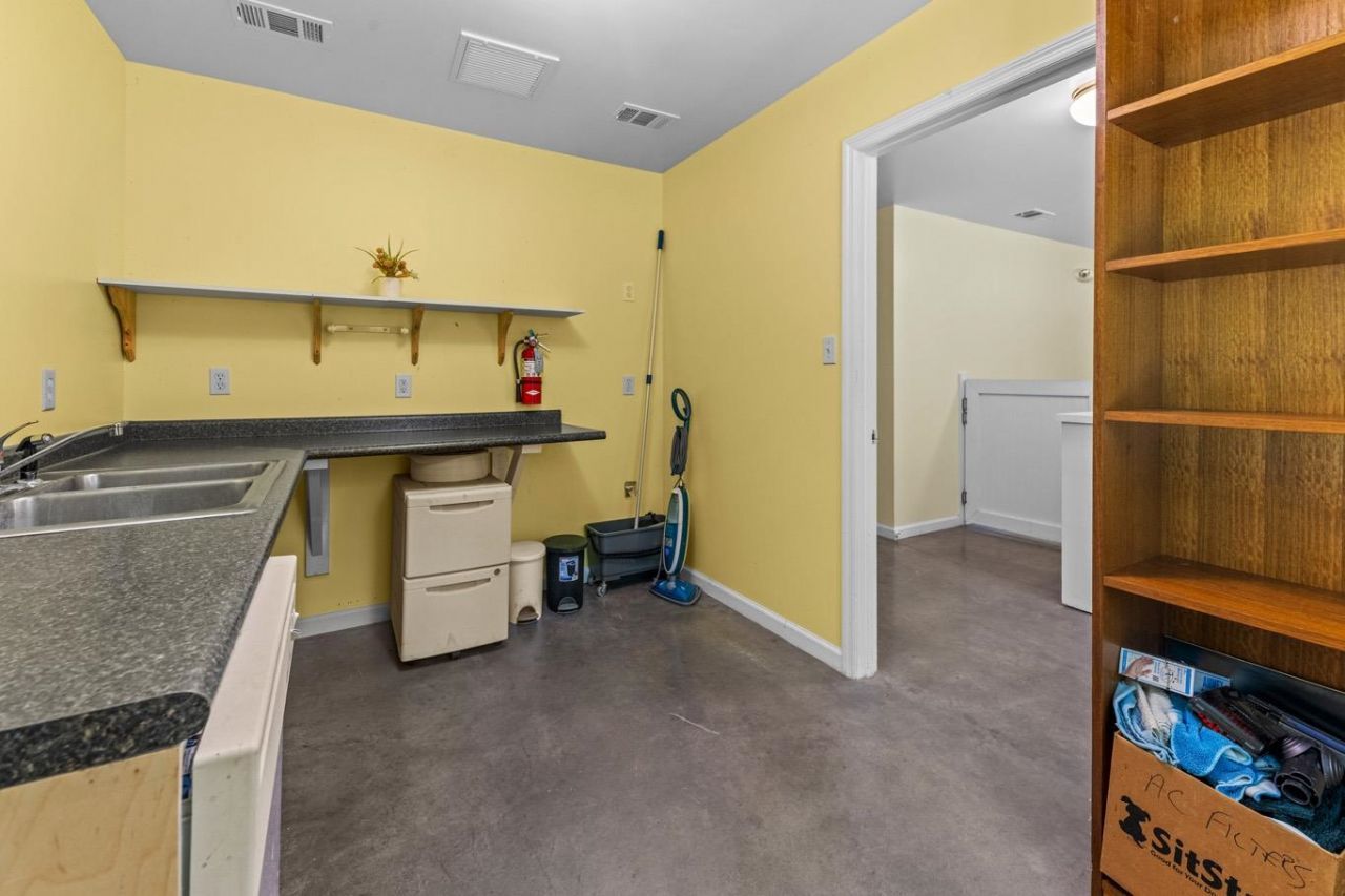 1407 Shady Rest Road , Havana, FL 32333 Photo