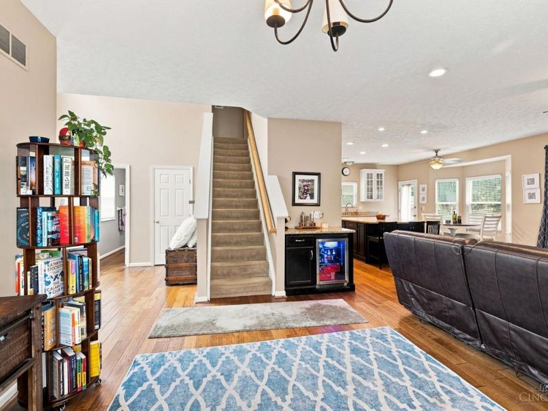 920 Paul Vista Drive, Miami Twp, OH 45140 Photo 10