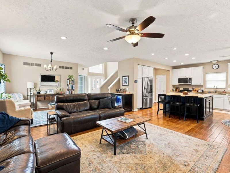 920 Paul Vista Drive, Miami Twp, OH 45140 Photo 13