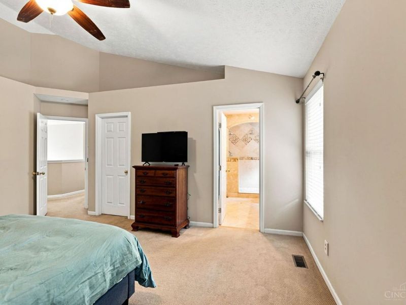 920 Paul Vista Drive, Miami Twp, OH 45140 Photo 32