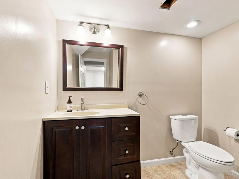 920 Paul Vista Drive, Miami Twp, OH 45140 Photo 40