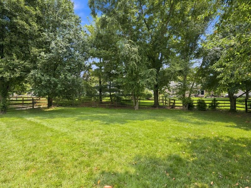 920 Paul Vista Drive, Miami Twp, OH 45140 Photo 45