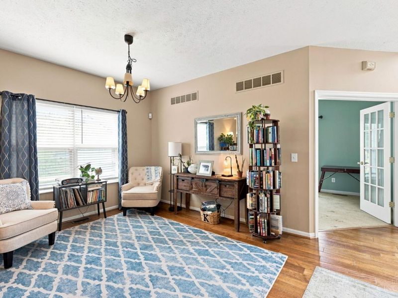 920 Paul Vista Drive, Miami Twp, OH 45140 Photo 9