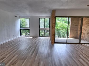 1580 MOORINGS DRIVE, Unit 11B, RESTON, VA 20190