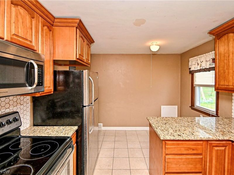 420 Stuart Street NW, Massillon, OH 44646 Photo 9