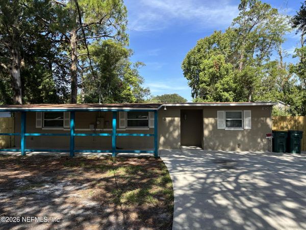 1824 S BROOKVIEW Drive S, Jacksonville, FL 32246