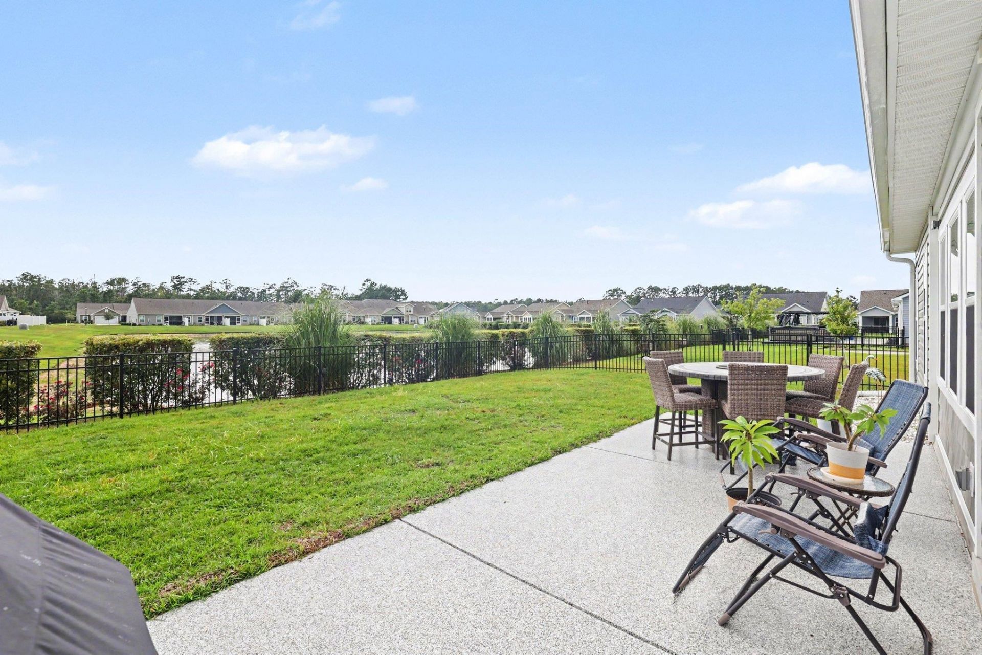 1305 Willow Run Dr. Photo 32