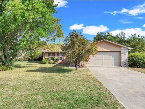 13635 BERKSHIRE COURT , GRAND ISLAND, FL 32735