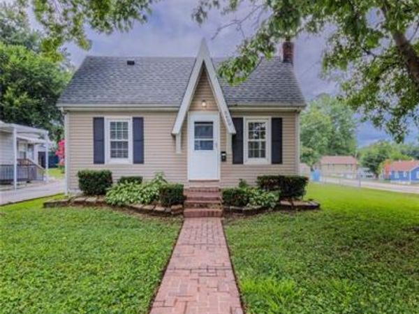 3660 Western Avenue , Alton, IL 62002