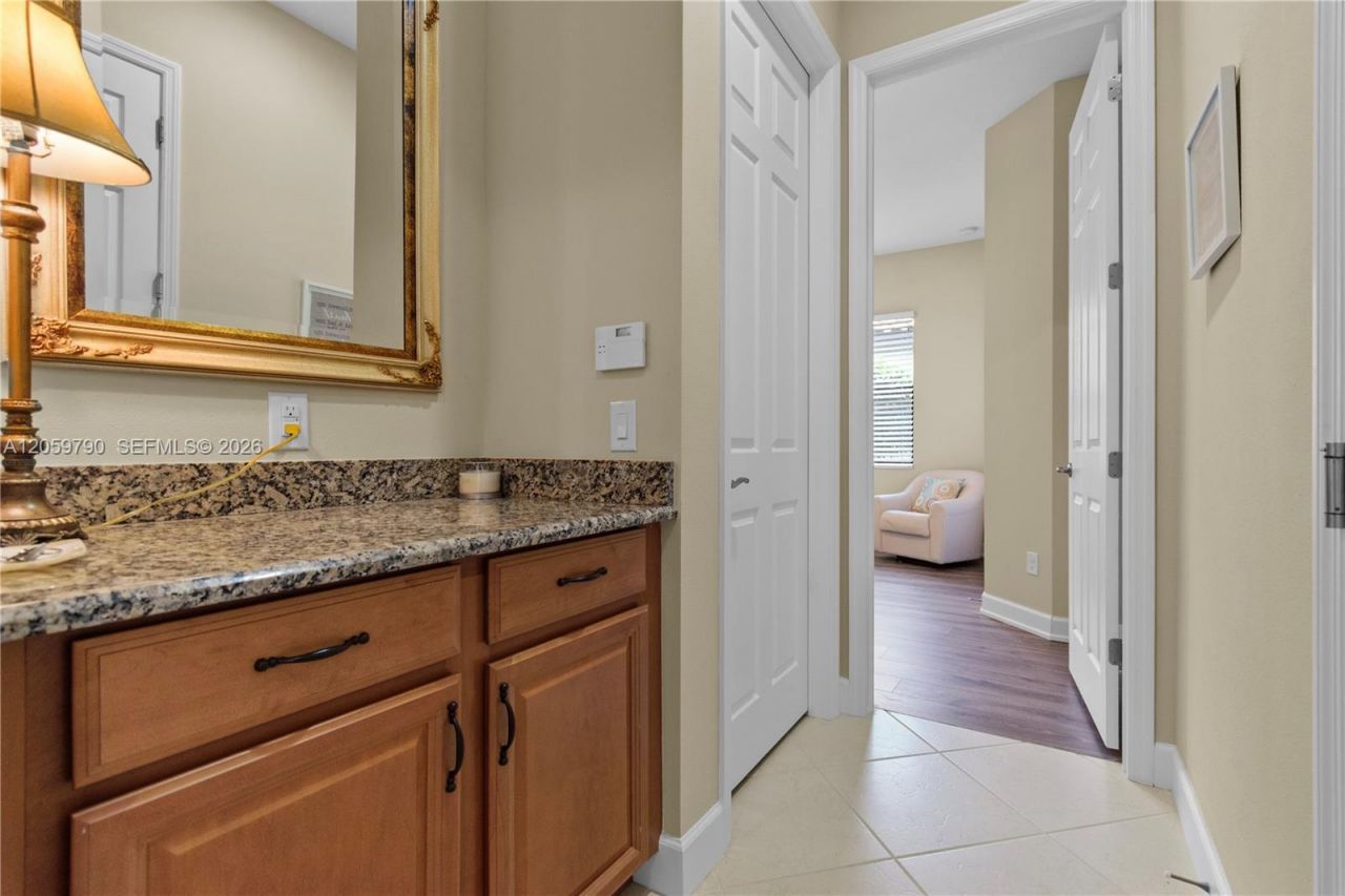 9292 Isla Bella Cir , Bonita Springs, FL 34135 Photo