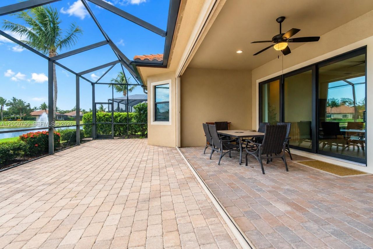 9292 Isla Bella Cir , Bonita Springs, FL 34135 Photo