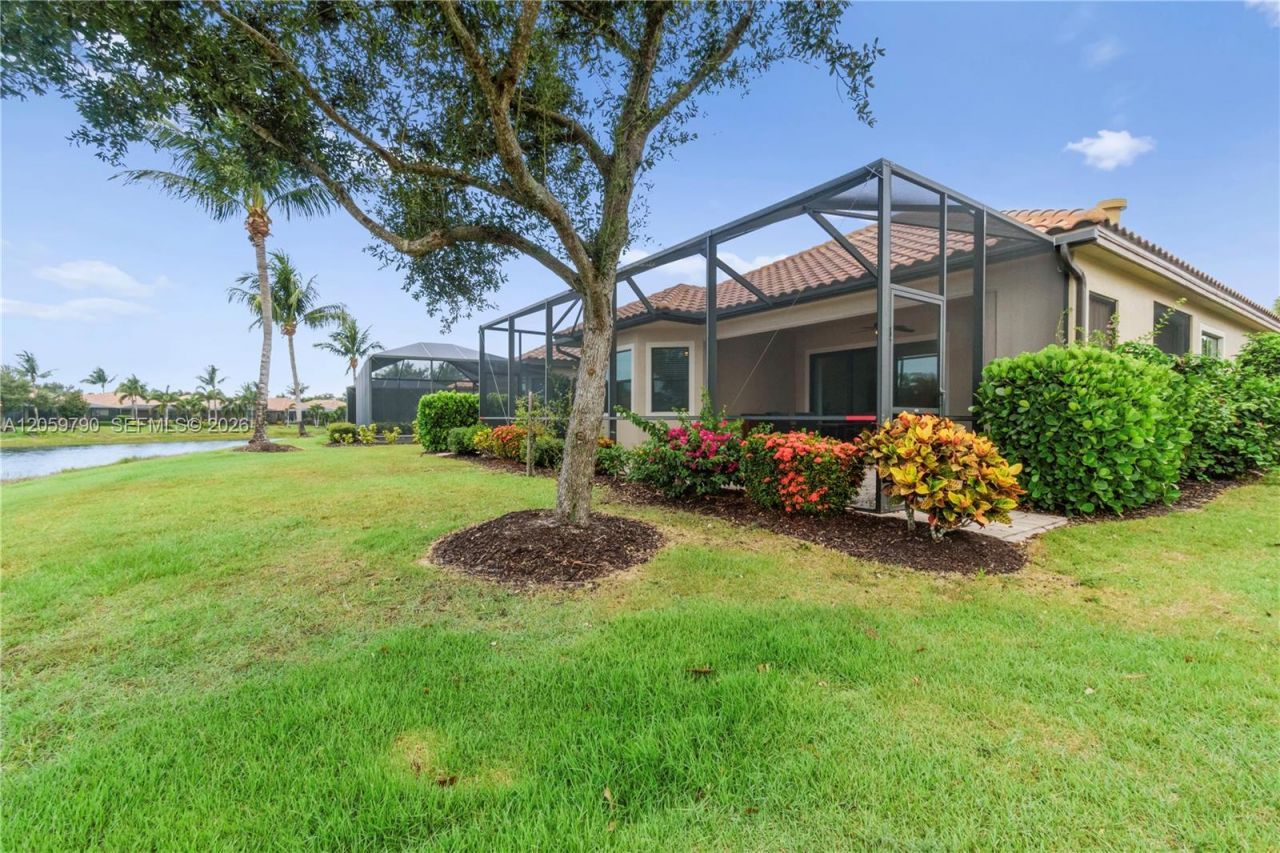 9292 Isla Bella Cir , Bonita Springs, FL 34135 Photo