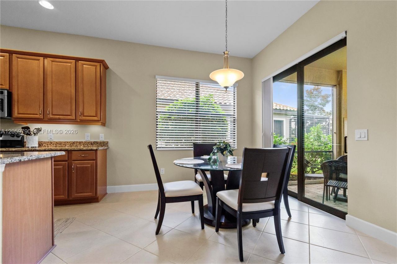 9292 Isla Bella Cir , Bonita Springs, FL 34135 Photo