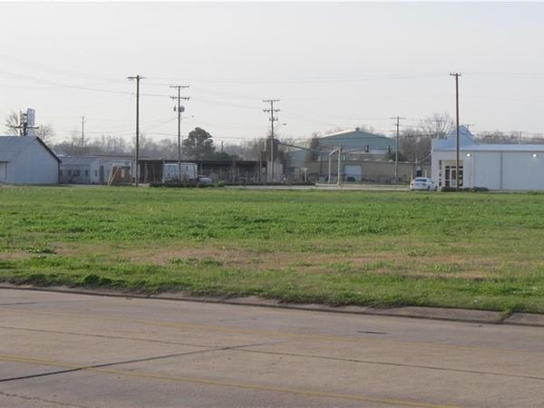 1818 STERKX Road, Alexandria, LA 71301