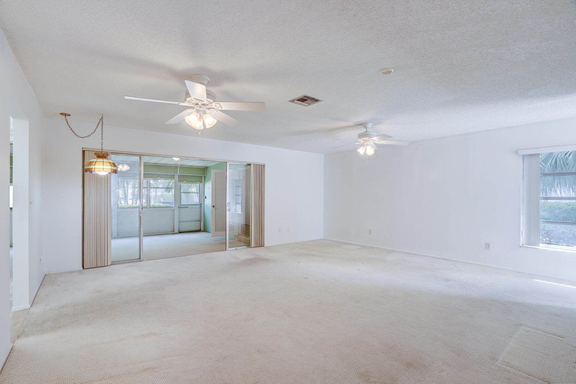 2886 E Fernley Drive E, Unit 51, West Palm Beach, FL 33415 Photo
