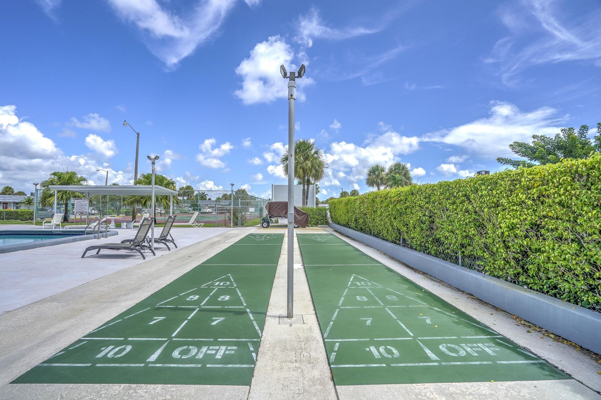 2886 E Fernley Drive E, Unit 51, West Palm Beach, FL 33415 Photo