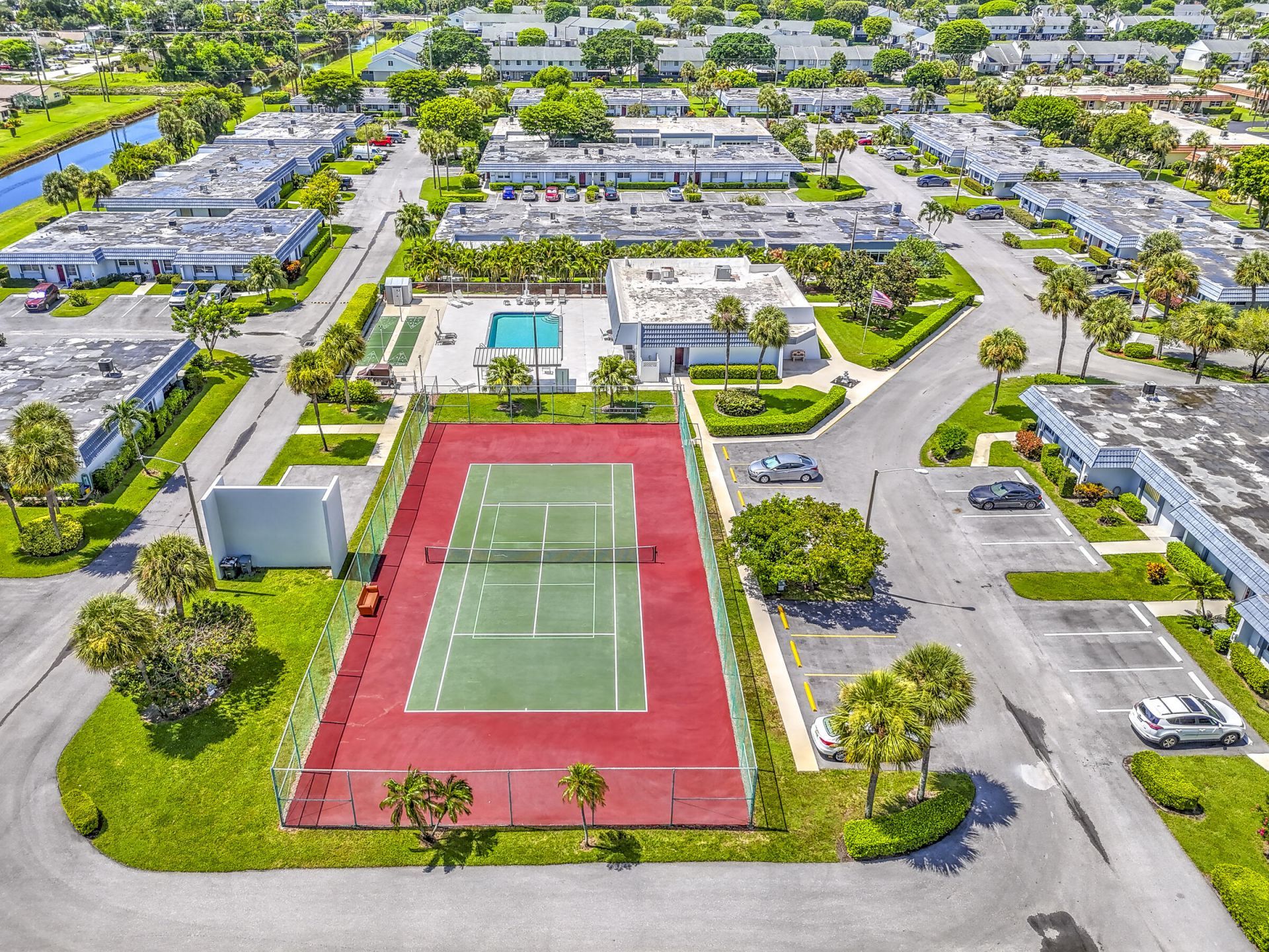 2886 E Fernley Drive E, Unit 51, West Palm Beach, FL 33415 Photo