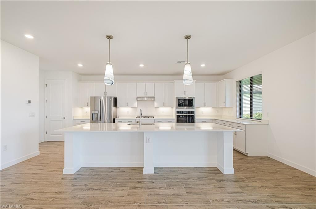 20933 Napa Loop, Estero, FL 33928 Photo